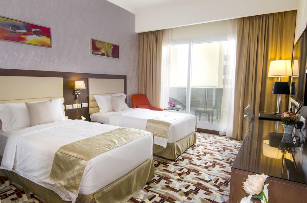 Al Murooj Grand Hotel Masqat Buitenkant foto