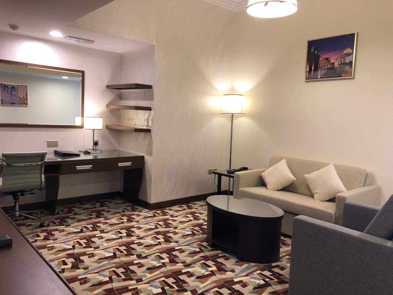 Al Murooj Grand Hotel Masqat Buitenkant foto