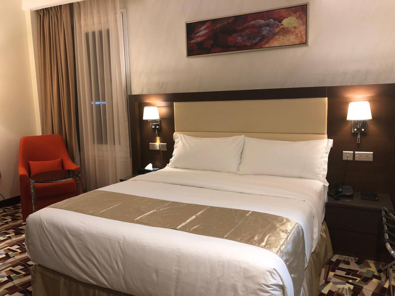 Al Murooj Grand Hotel Masqat Buitenkant foto
